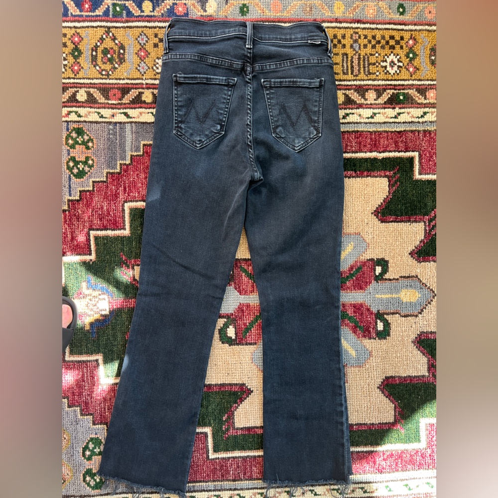 MOTHER The Insider Crop Step Fray Denim Jeans